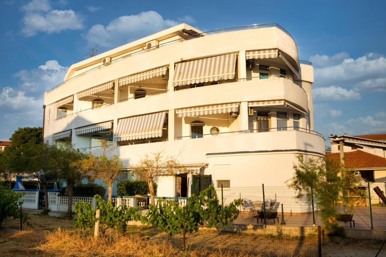Apartman Mali Raj 파코스탄 외부 사진